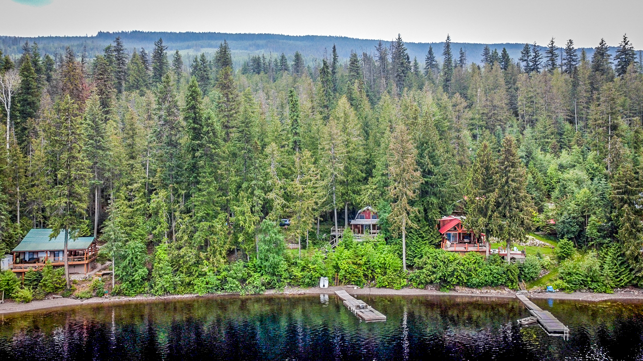 5293 East Barriere Lake FS Road Barriere Waterfront Cottage For Sale